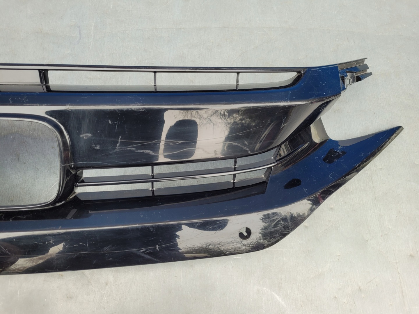 Honda Civic X FC Kühlergrill FRONTGRILL Kühlergitter 71120TGGA0XXM1 - Thumbnail 4