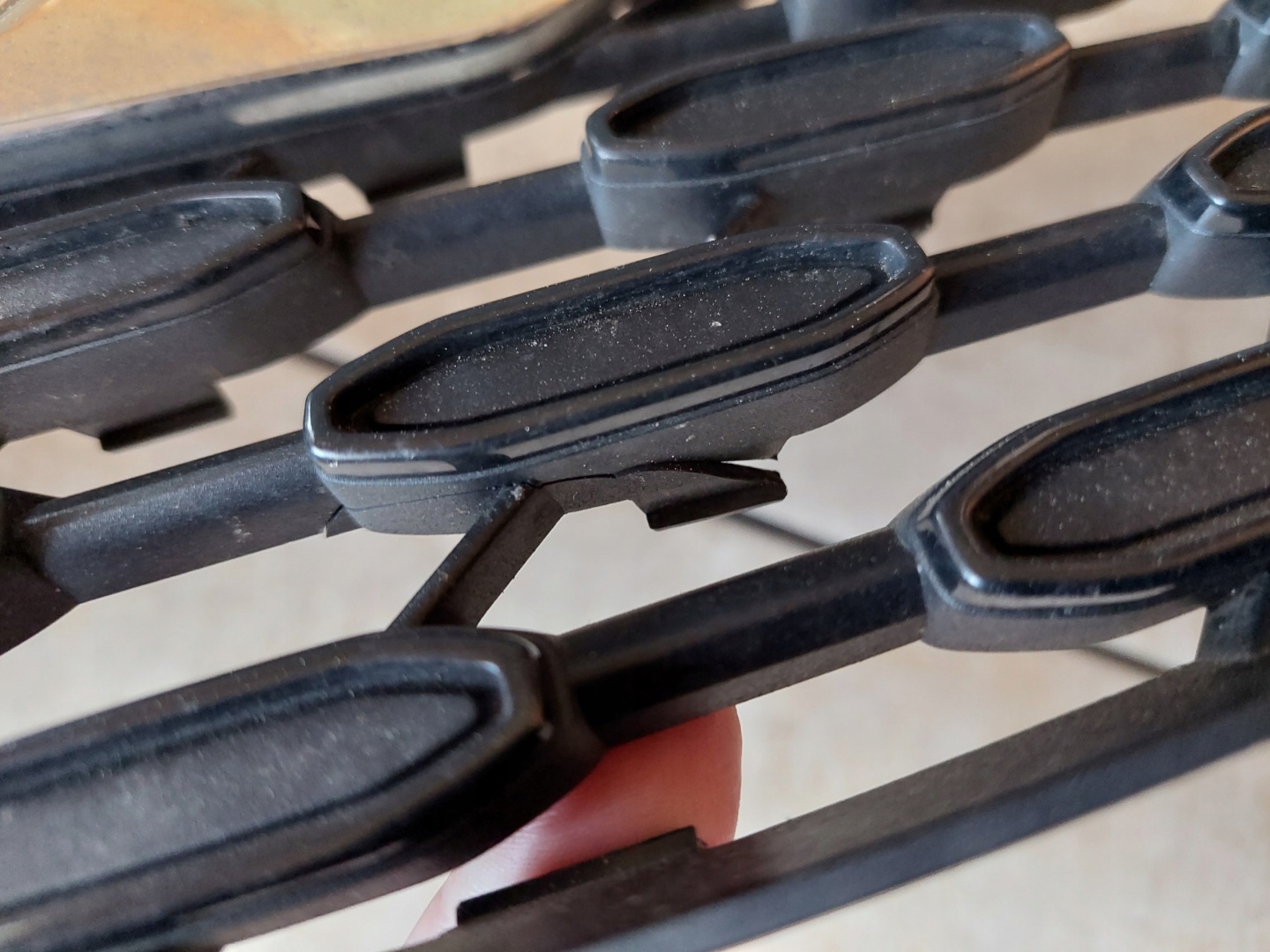 Opel Astra Kühlergrill FRONTGRILL Kühlergitter 39130501 - Thumbnail 6