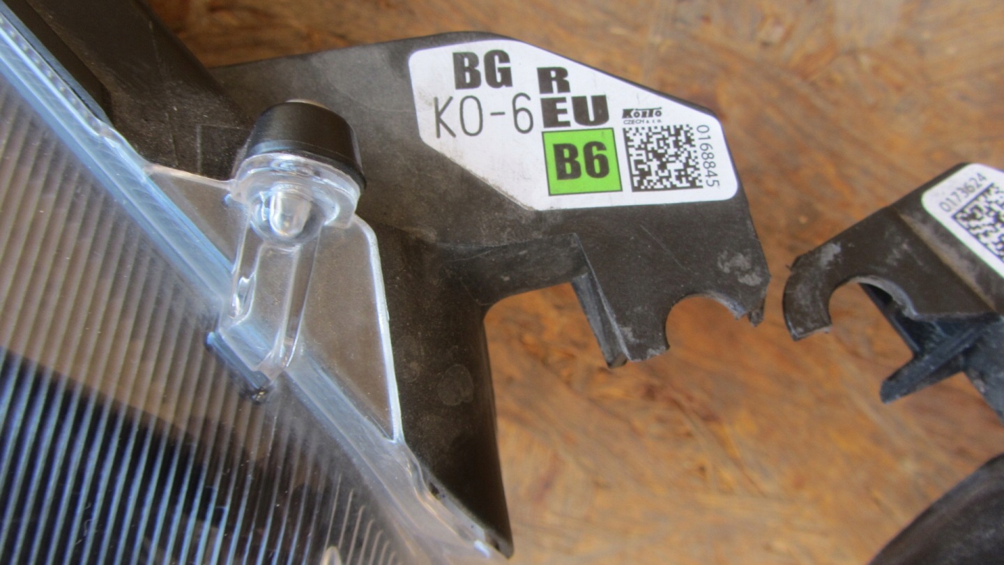 Frontscheinwerfer Toyota Yaris I P1 LED Links Scheinwerfer Headlight - Thumbnail 7
