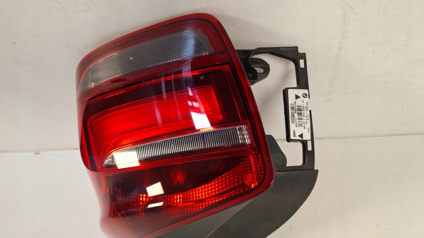 BMW 1 F21 Rückleuchte 7241542 Rearlamp - Thumbnail 3