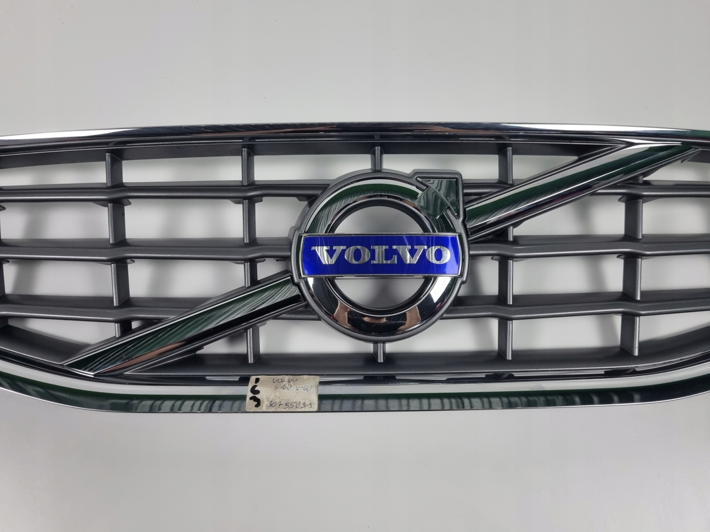 Volvo S60/V60 S60 Kühlergrill FRONTGRILL Kühlergitter 31323099 - Thumbnail 2
