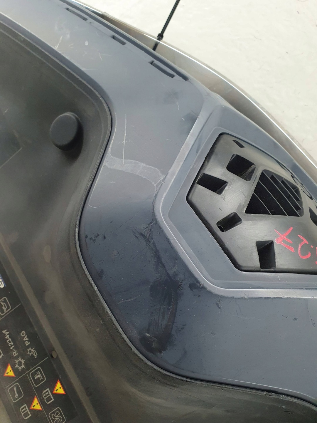 Renault ScĂ©nic I JA Kühlergrill FRONTGRILL Kühlergitter 620368408R - Thumbnail 9