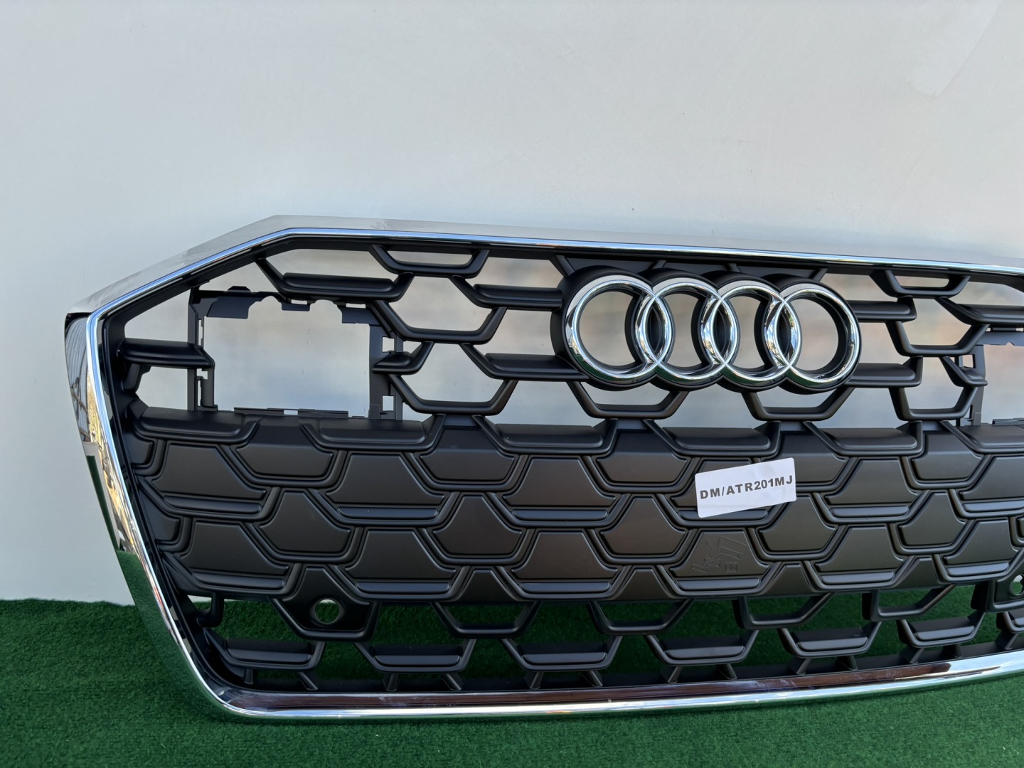 Audi A6 Kühlergrill FRONTGRILL Kühlergitter 4K0853651R0 - Thumbnail 3