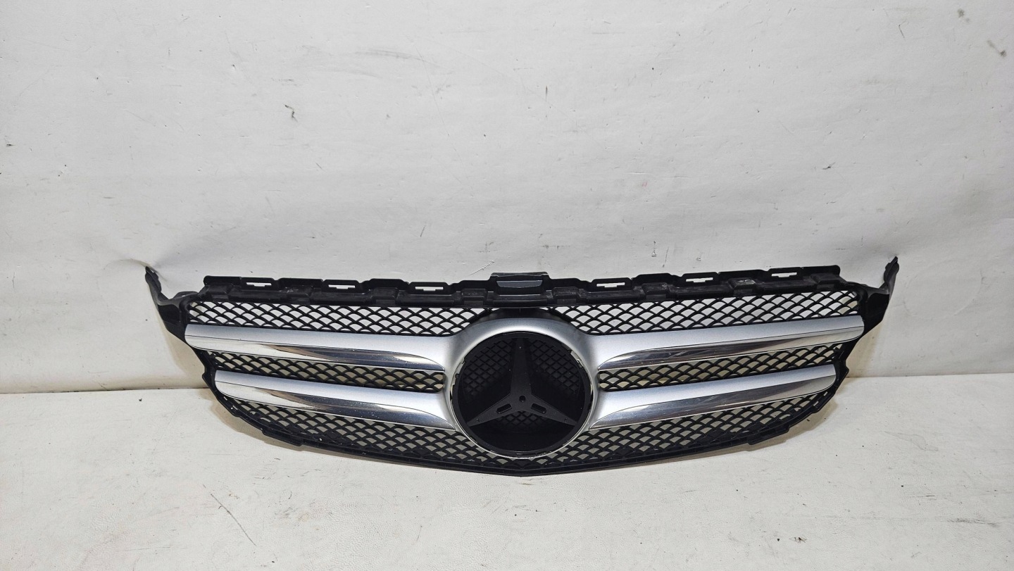 Mercedes-Benz C-Klasse W205 Kühlergrill FRONTGRILL Kühlergitter A2058800183 - Thumbnail 1