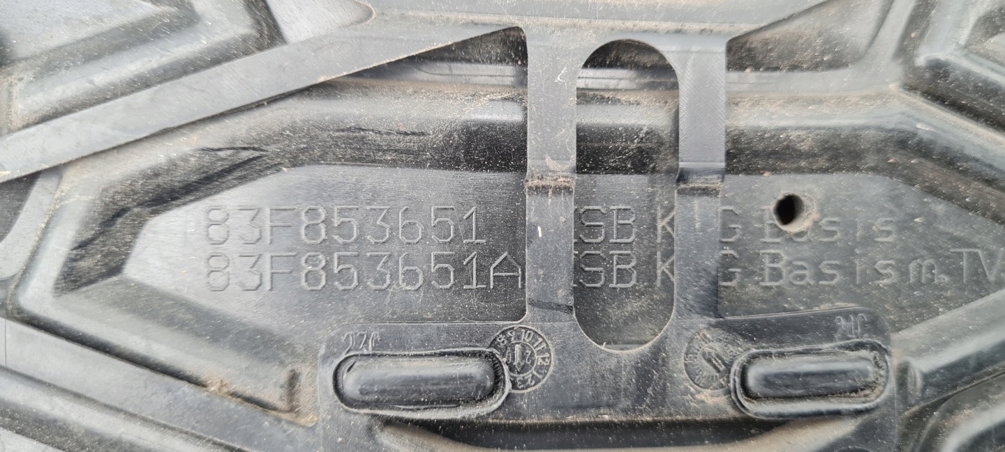 Audi Q3 Kühlergrill FRONTGRILL Kühlergitter 83F853651BA - Thumbnail 9