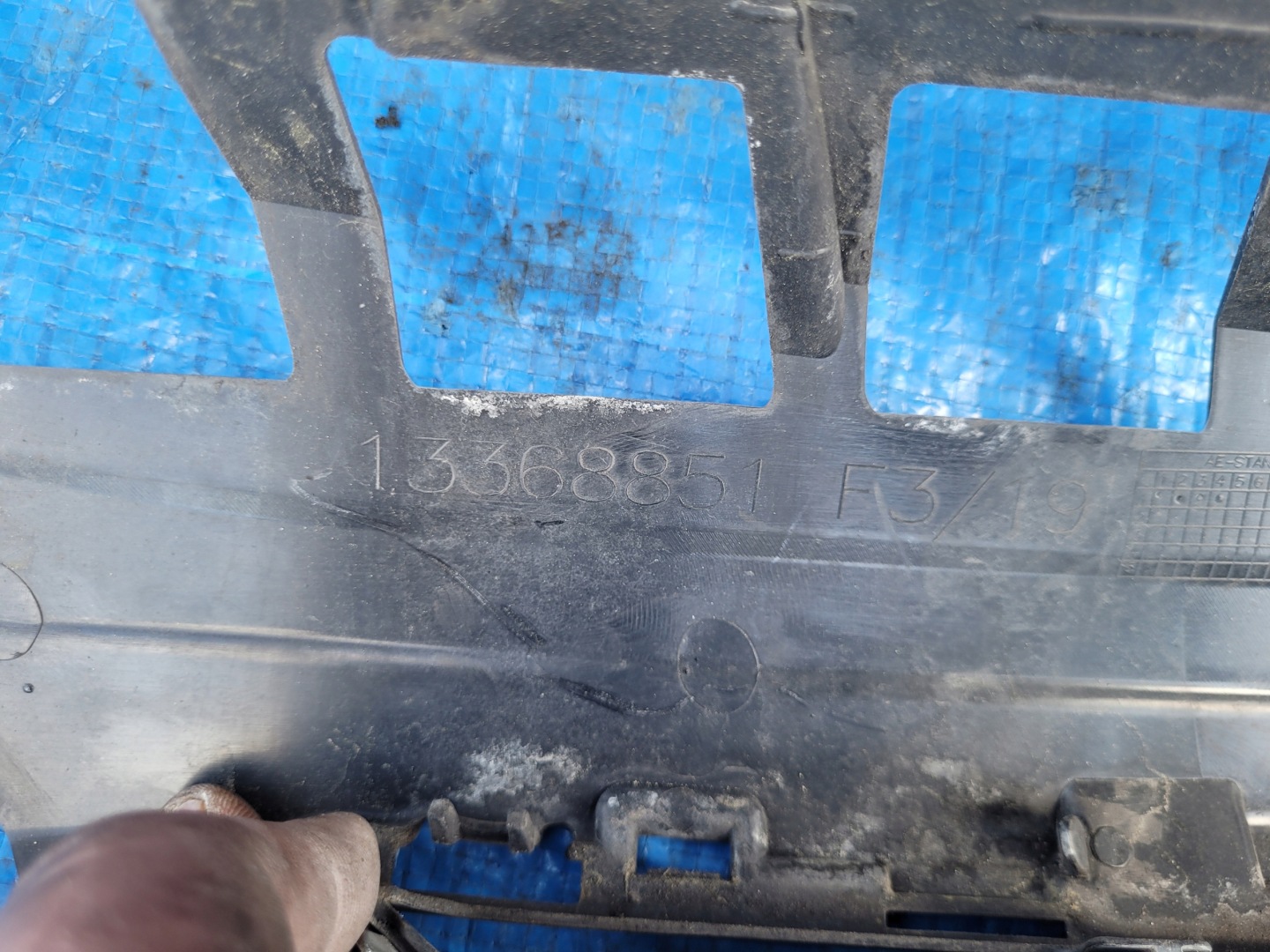 Opel Astra Kühlergrill FRONTGRILL Kühlergitter 13368851 - Thumbnail 9