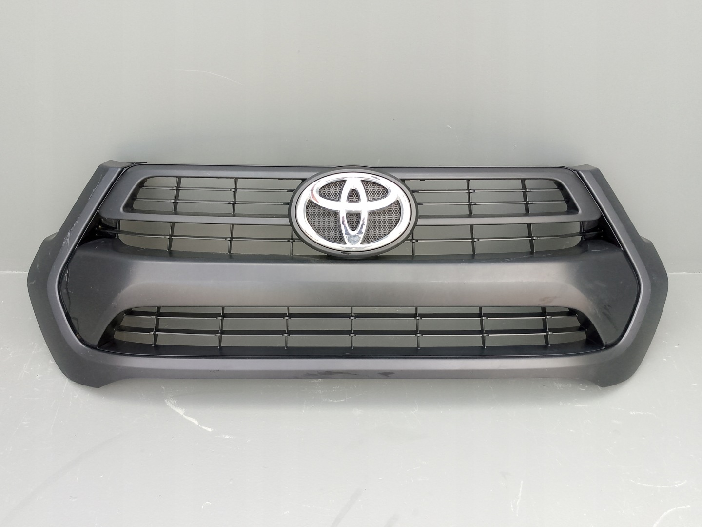 Toyota Hilux AN1P Kühlergrill FRONTGRILL Kühlergitter 531000KJ80 - Thumbnail 10