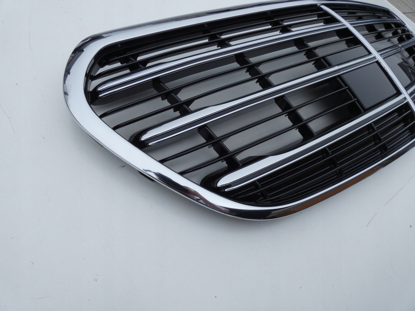 Mercedes-Benz S-Klasse W223 Kühlergrill FRONTGRILL Kühlergitter - Thumbnail 4