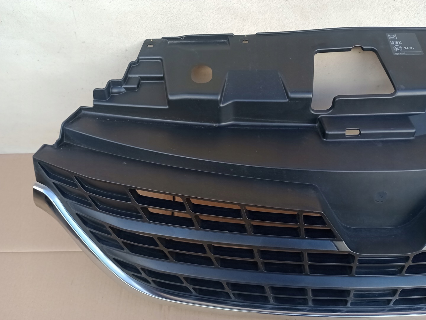 Renault Trafic L Kühlergrill FRONTGRILL Kühlergitter 623105226R - Thumbnail 3