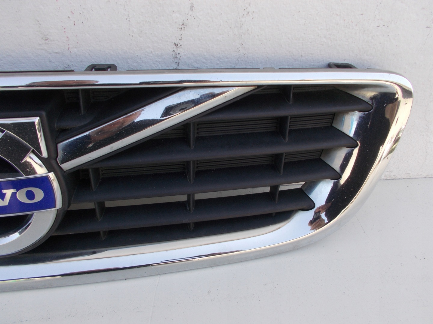 Volvo S40/S50/V40/V50 S40 Kühlergrill FRONTGRILL Kühlergitter 30744915OK - Thumbnail 8
