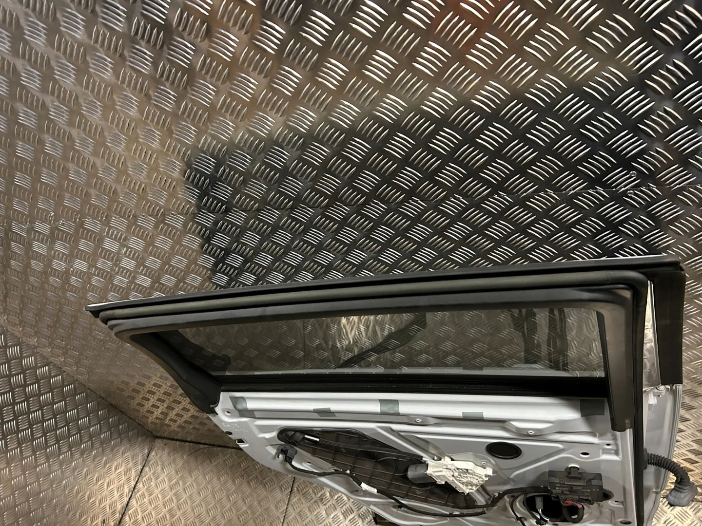 Audi Q7 Tür Vorne Links SUV Door Porta Porte - Thumbnail 6