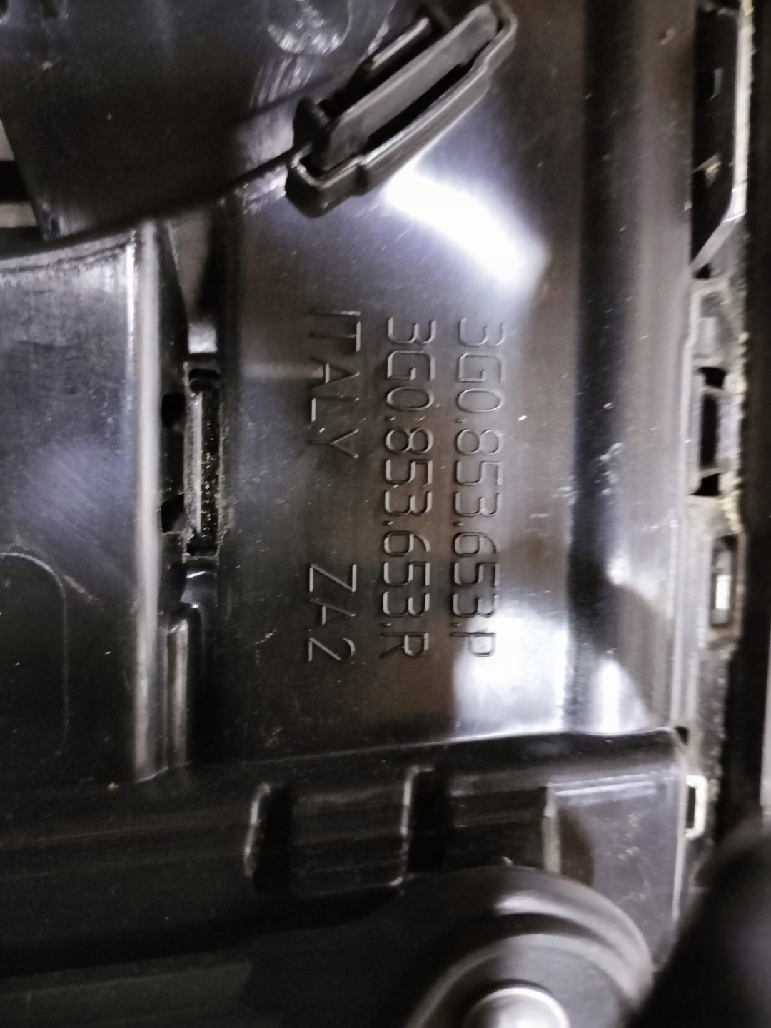 VW Passat 3G0 Kühlergrill FRONTGRILL Kühlergitter 3G0853653P - Thumbnail 5