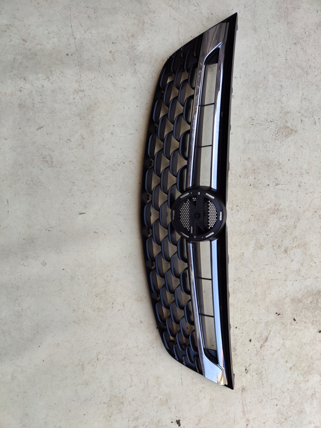 Opel Astra Kühlergrill FRONTGRILL Kühlergitter 13448088 - Thumbnail 1