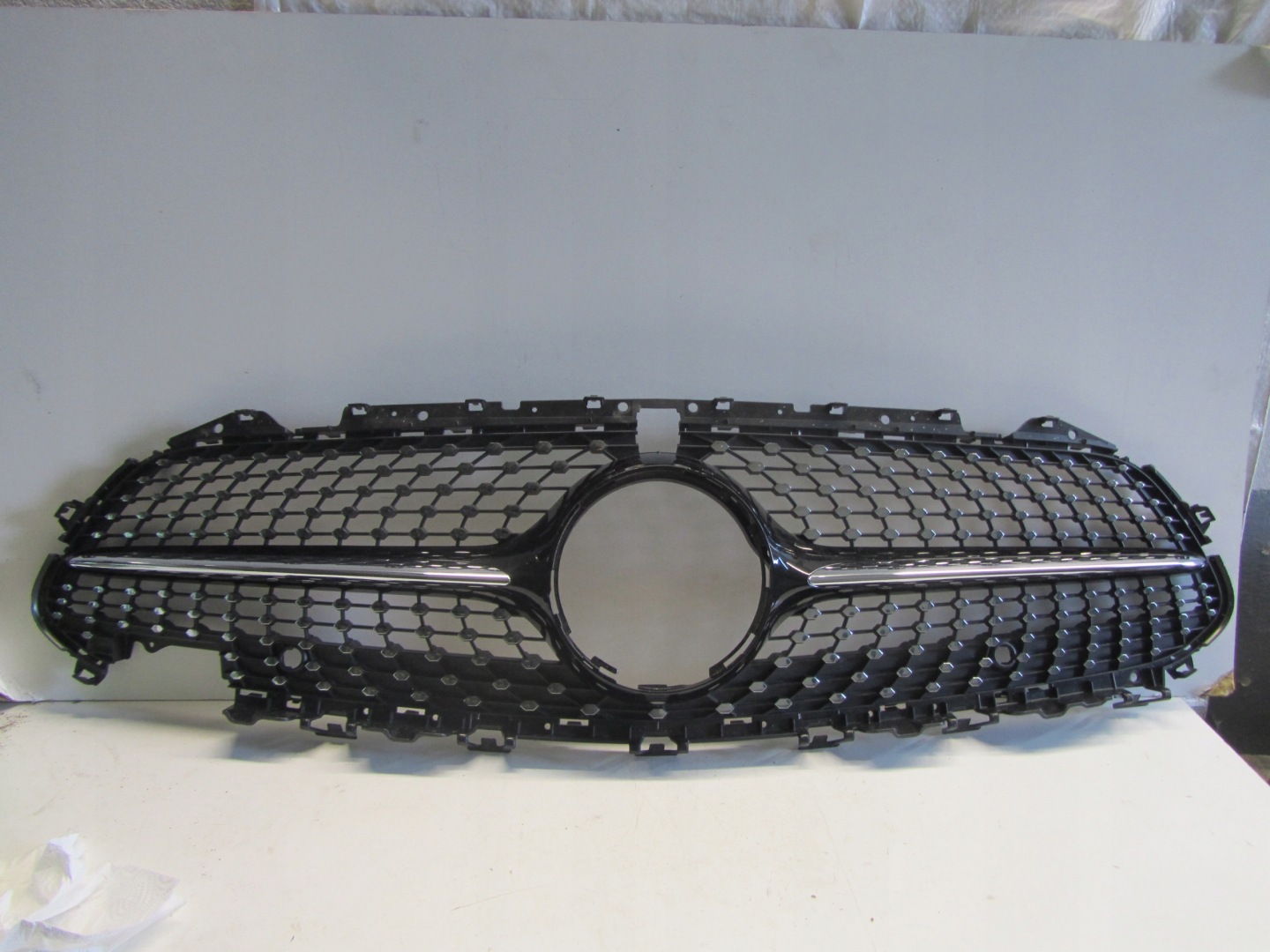 Mercedes-Benz CLS W218 Kühlergrill FRONTGRILL Kühlergitter A2578851100 - Thumbnail 1