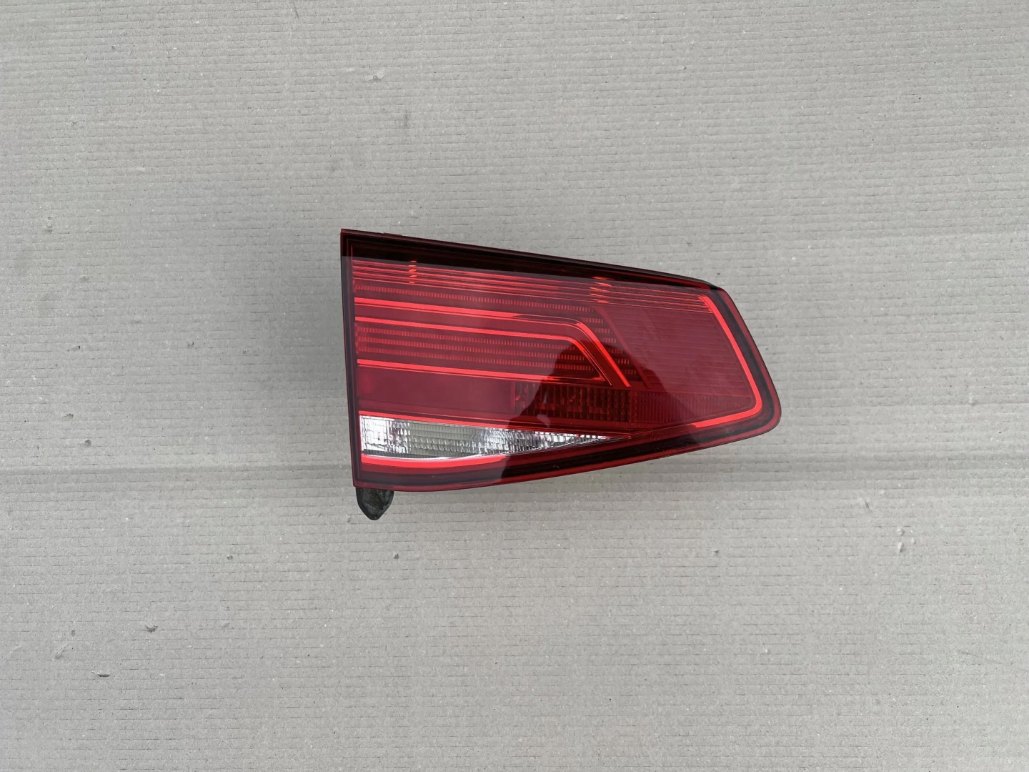 VW Passat B8 Rückleuchte 3G5945093B Rearlamp - Thumbnail 1