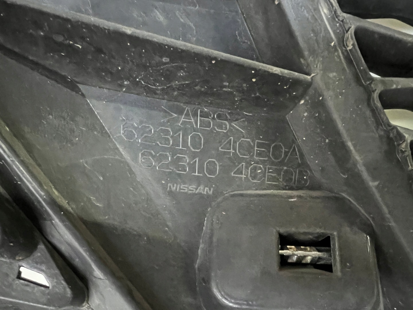 Nissan X-Trail T32 Kühlergrill FRONTGRILL Kühlergitter 623104CE0A - Thumbnail 12