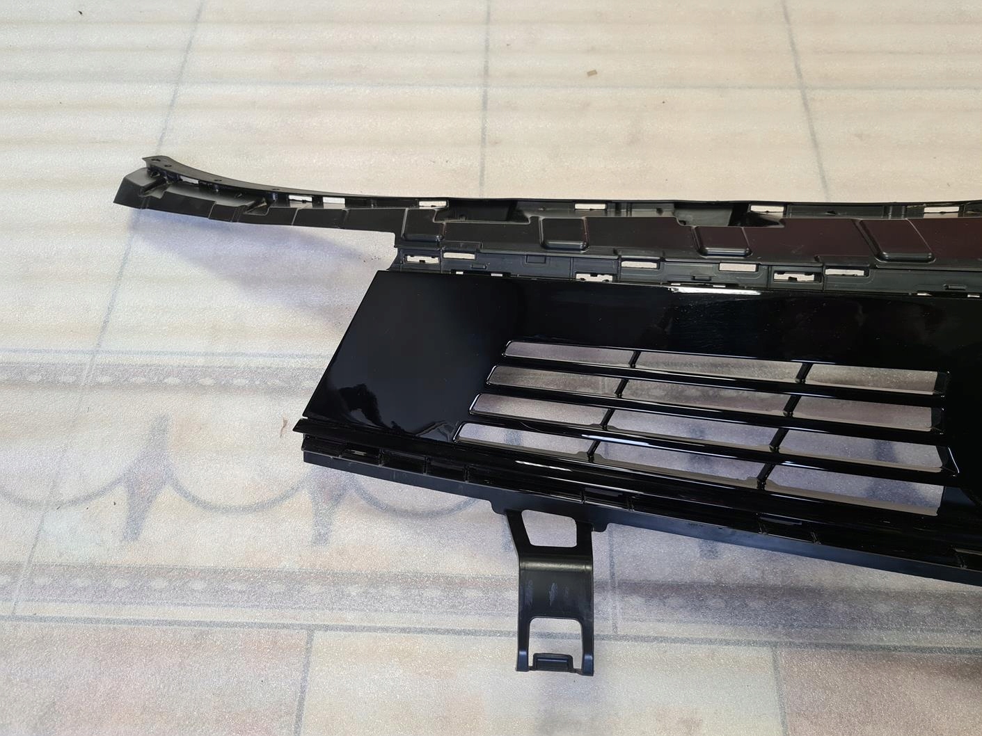 Opel Astra Kühlergrill FRONTGRILL Kühlergitter 98399538 - Thumbnail 3