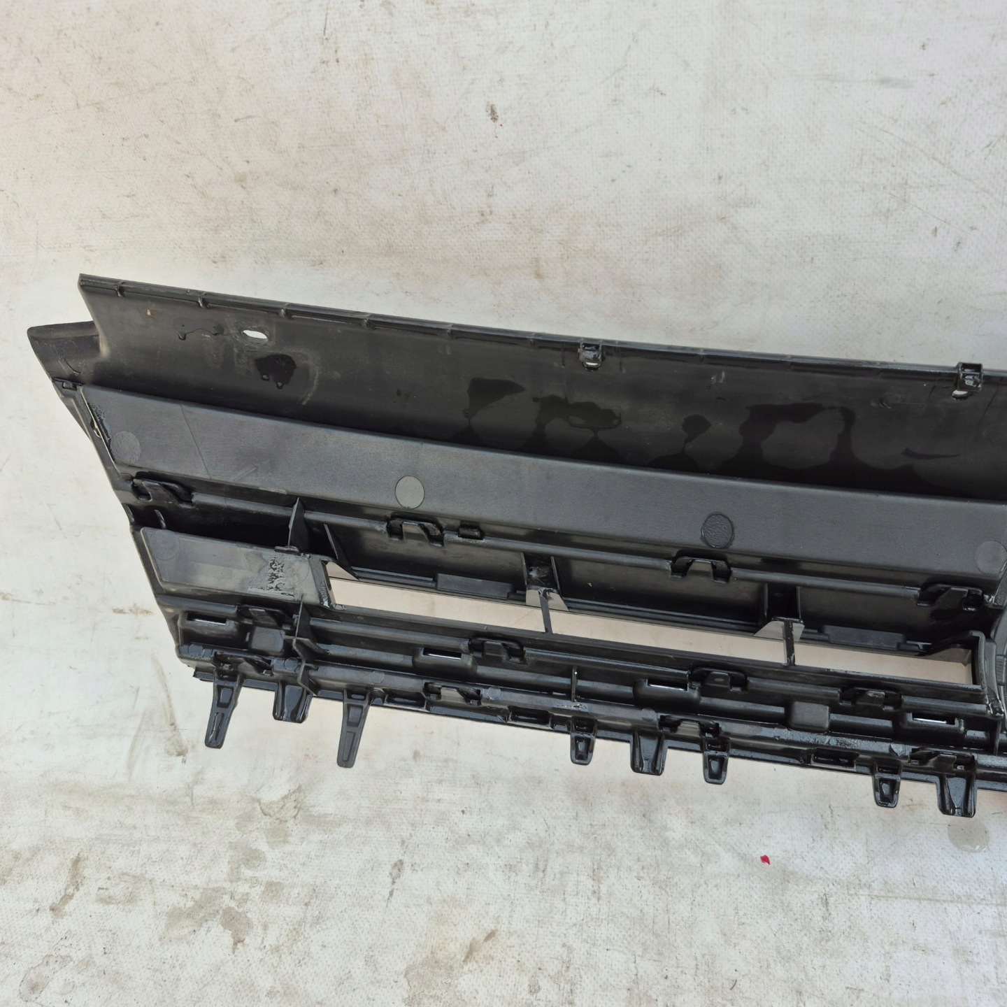 VW Golf V Kühlergrill FRONTGRILL Kühlergitter 5G0853655E - Thumbnail 6