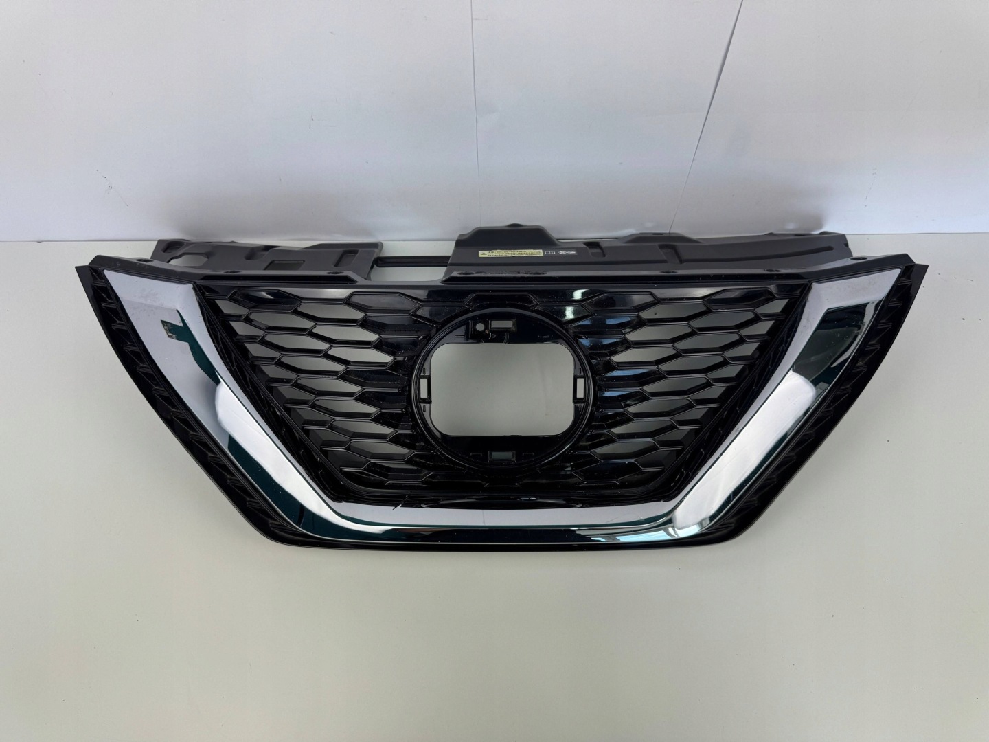 Nissan Qashqai J11 Kühlergrill FRONTGRILL Kühlergitter 62398HV80A - Thumbnail 1