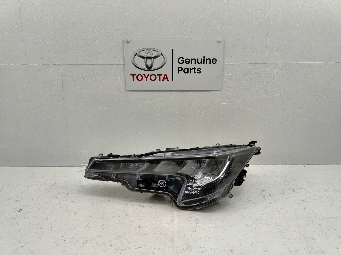 Frontscheinwerfer Toyota Corolla E210 8115002S60T LED Links Headlight - Thumbnail 1