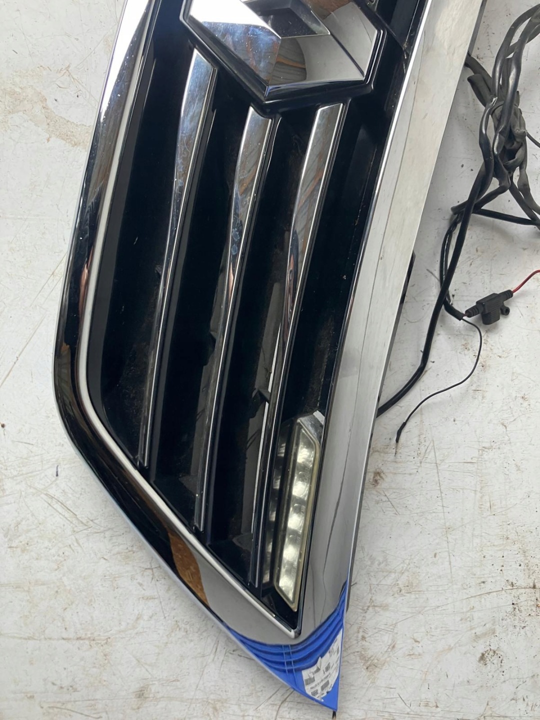Renault Latitude L70 Kühlergrill FRONTGRILL Kühlergitter - Thumbnail 4
