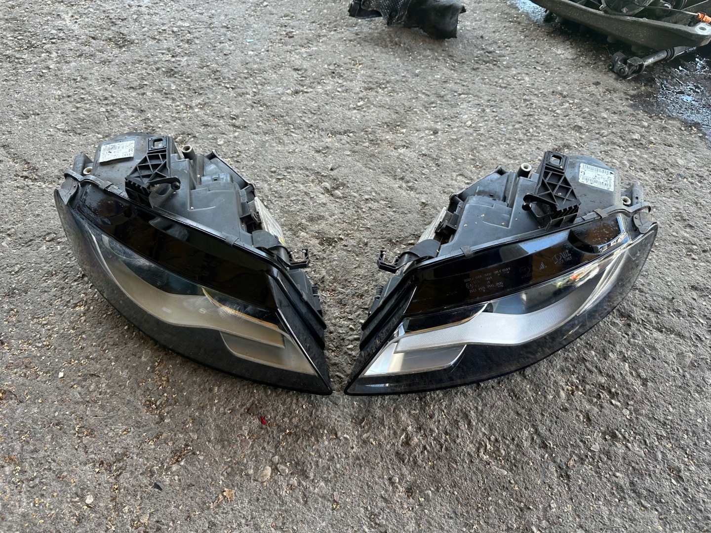 Frontscheinwerfer Audi A4 B8 8K0941004Q Bi-Xenon Links Scheinwerfer Headlight - Thumbnail 1
