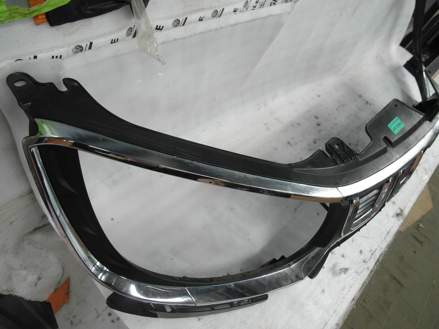 Suzuki Ignis I FH Kühlergrill FRONTGRILL Kühlergitter 7211173S07211 - Thumbnail 6