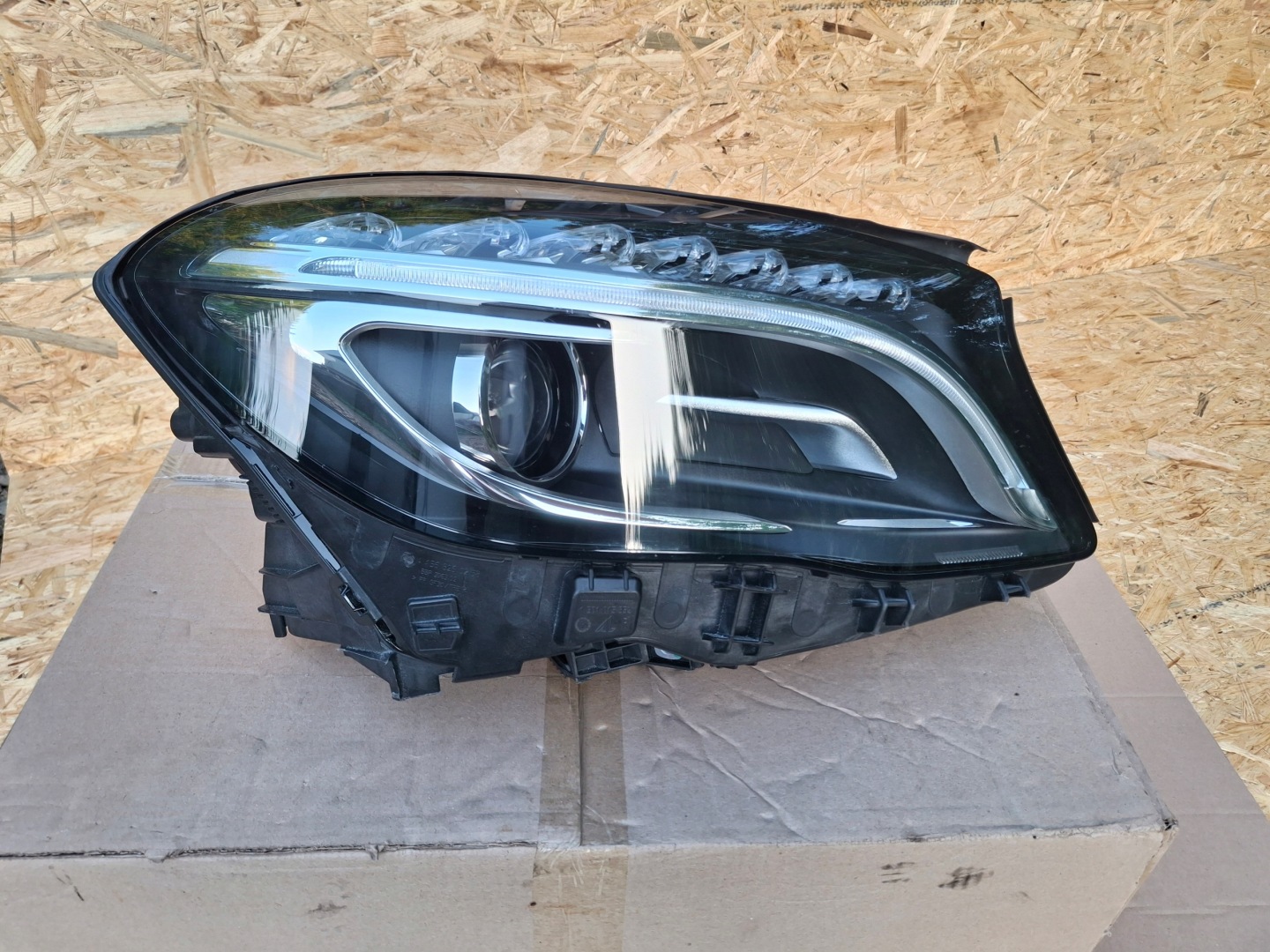 Frontscheinwerfer Mercedes-Benz GLA W156 A1569061700 Bi-Xenon Links Headlight - Thumbnail 1