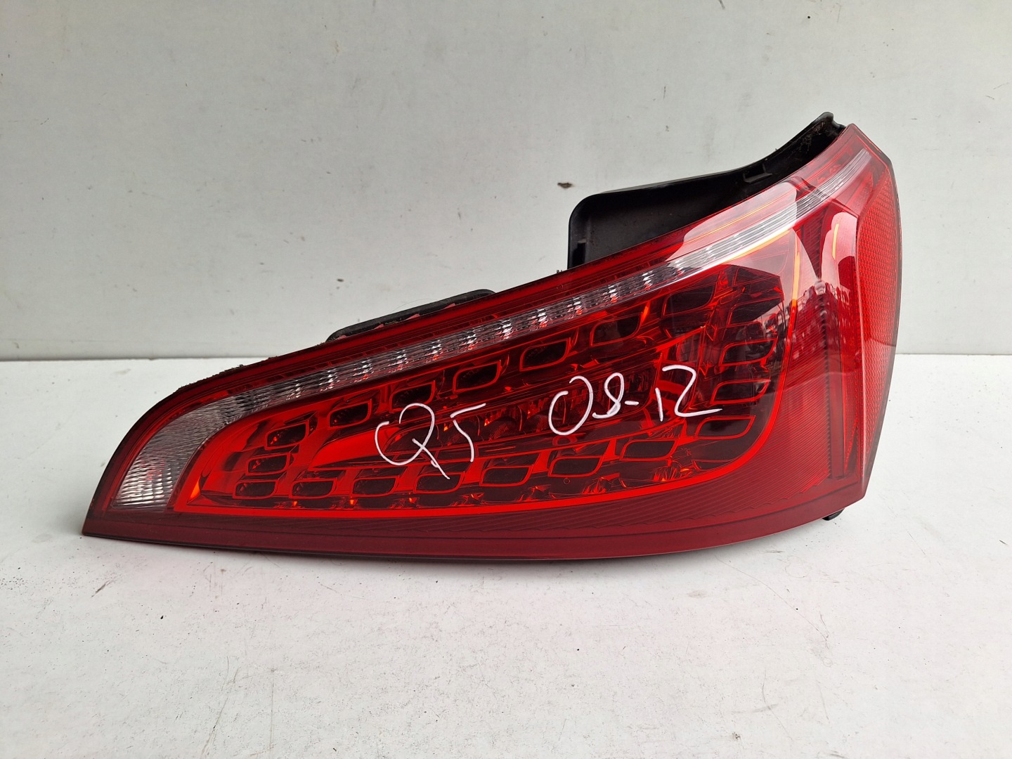 Audi Q5 Rückleuchte 8R0945094A Rearlamp - Thumbnail 1