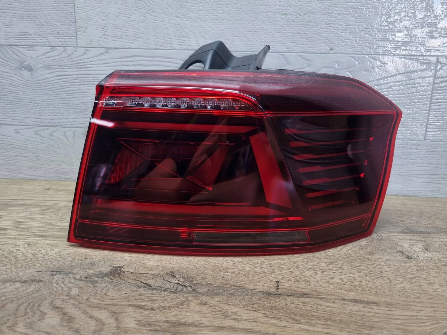 VW Passat B8 Rückleuchte 3G9945208P Rearlamp - Thumbnail 1