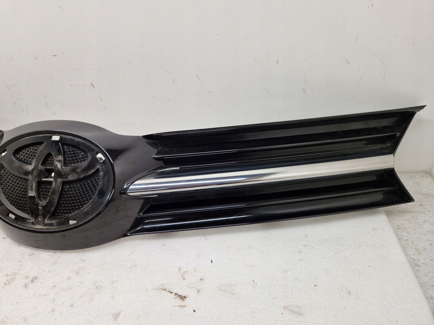 Toyota Verso AR2 Kühlergrill FRONTGRILL Kühlergitter 811847177DA - Thumbnail 3