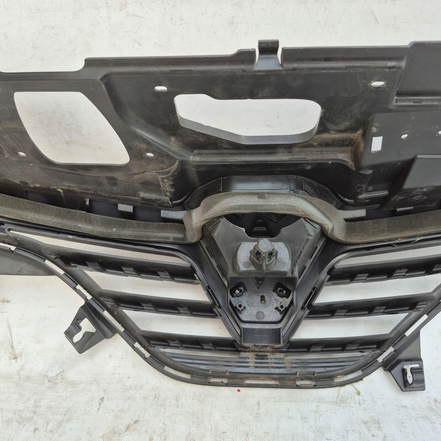 Renault Clio X98 Kühlergrill FRONTGRILL Kühlergitter 622567196R - Thumbnail 10