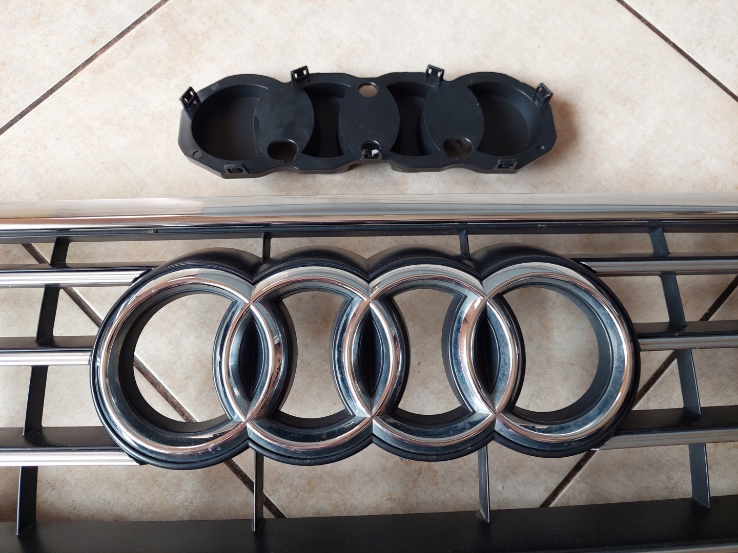 Audi A6 Kühlergrill FRONTGRILL Kühlergitter 4K0853651C - Thumbnail 4