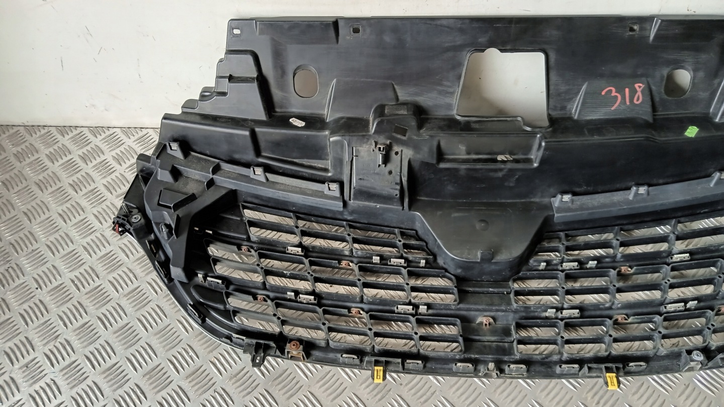 Renault Trafic L Kühlergrill FRONTGRILL Kühlergitter 623109221R - Thumbnail 11