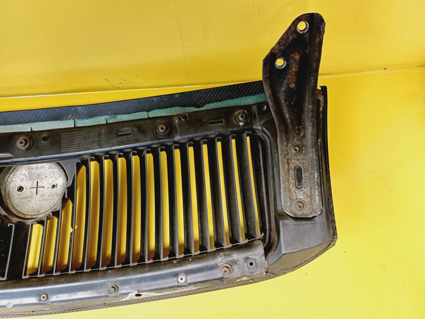 Skoda Superb 3U Kühlergrill FRONTGRILL Kühlergitter 3U0853651C - Thumbnail 9