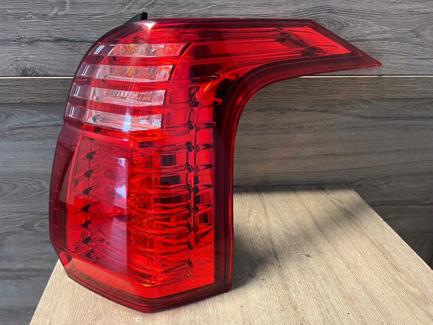 Peugeot 5008 Rückleuchte Rearlamp - Thumbnail 1