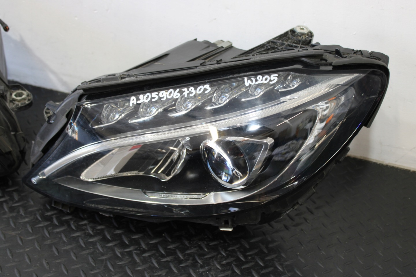 Frontscheinwerfer Mercedes-Benz C-Klasse W205 A2059067403 LED Links Headlight - Thumbnail 6