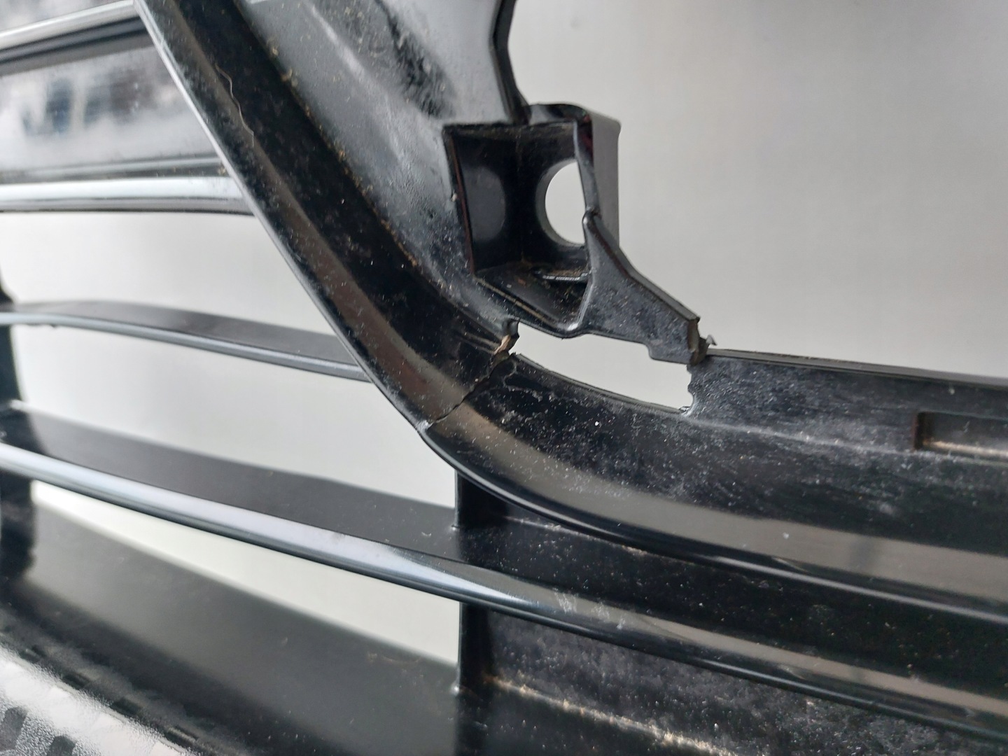 Toyota Yaris I P1 Kühlergrill FRONTGRILL Kühlergitter 53101K0010 - Thumbnail 6