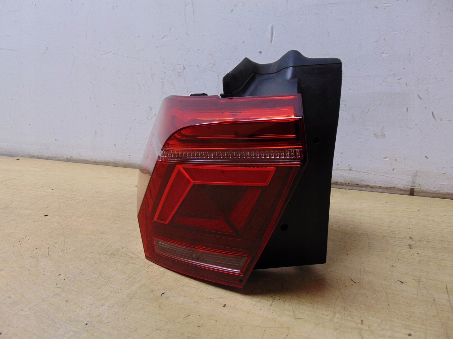 VW Tiguan Rückleuchte 5NA945207J Rearlamp - Thumbnail 6