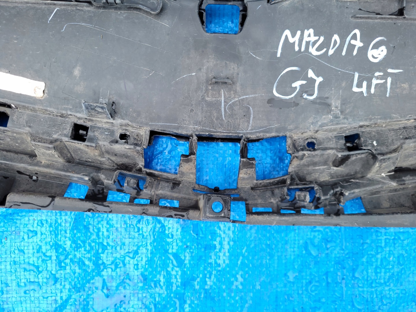 Mazda 6 GJ Kühlergrill FRONTGRILL Kühlergitter GSH750717G - Thumbnail 7