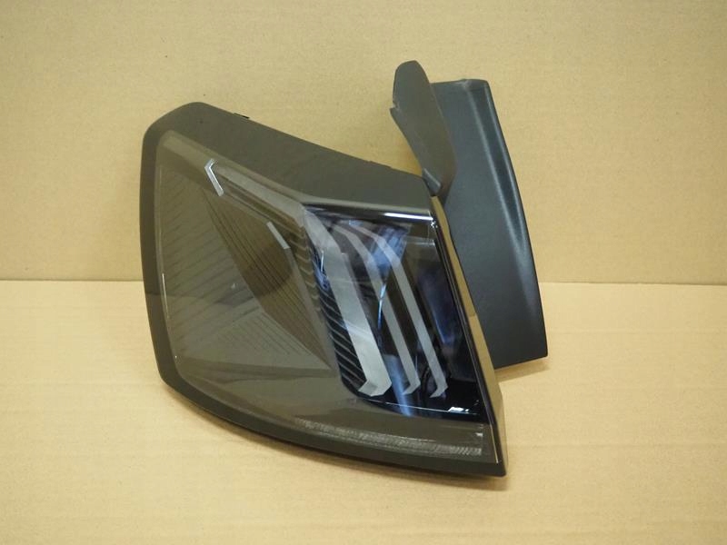 Peugeot 3008 Rückleuchte 9836231280 Rearlamp - Thumbnail 1