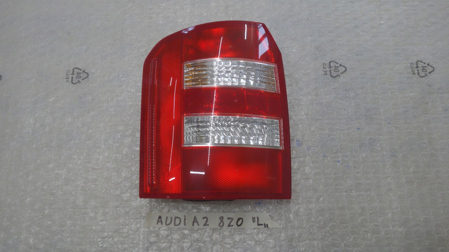 Audi A2 Rückleuchte 8Z0945095B Rearlamp - Thumbnail 1