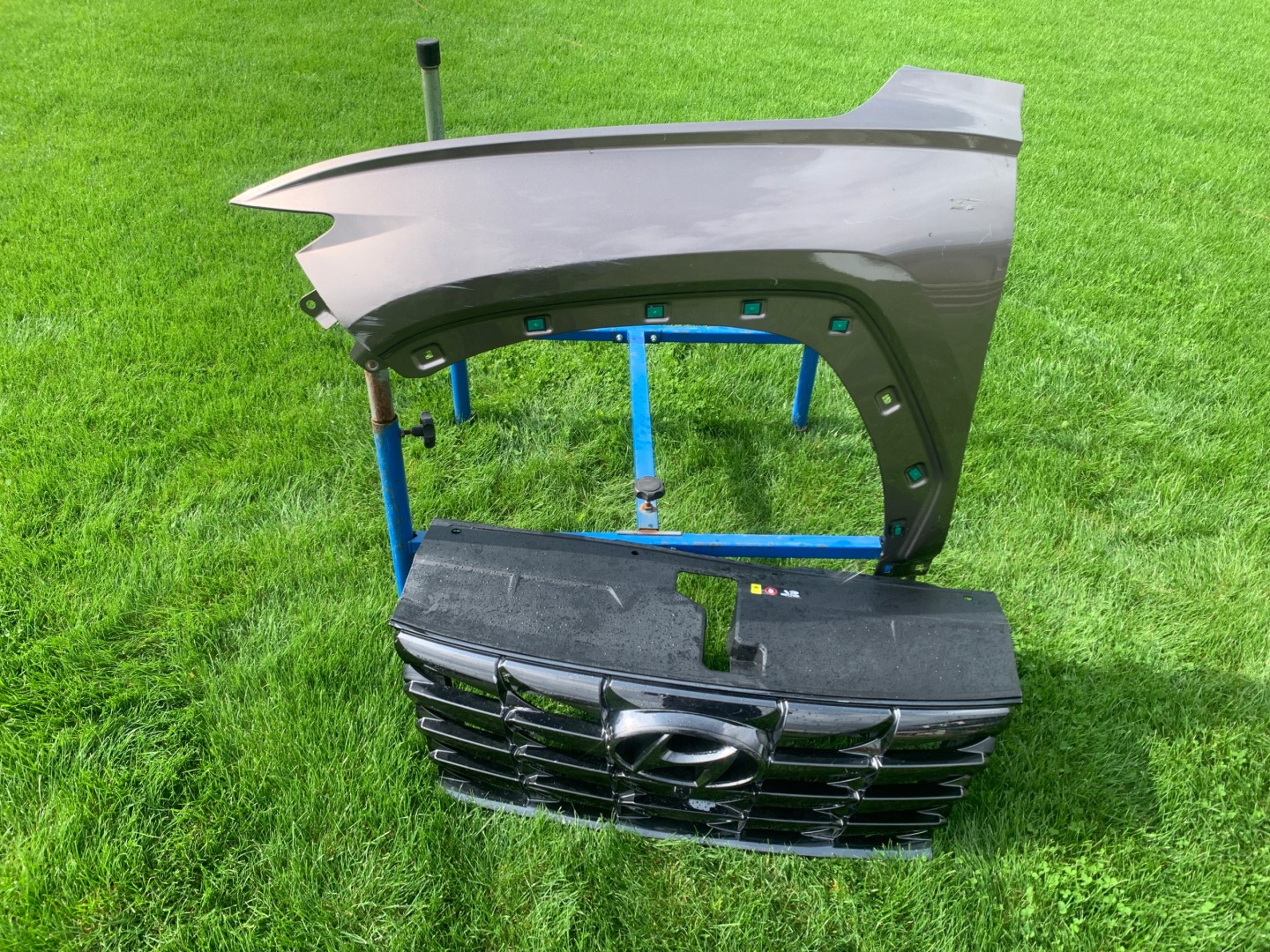 Hyundai Tucson NX4E Kühlergrill FRONTGRILL Kühlergitter 86351N7110 - Thumbnail 1