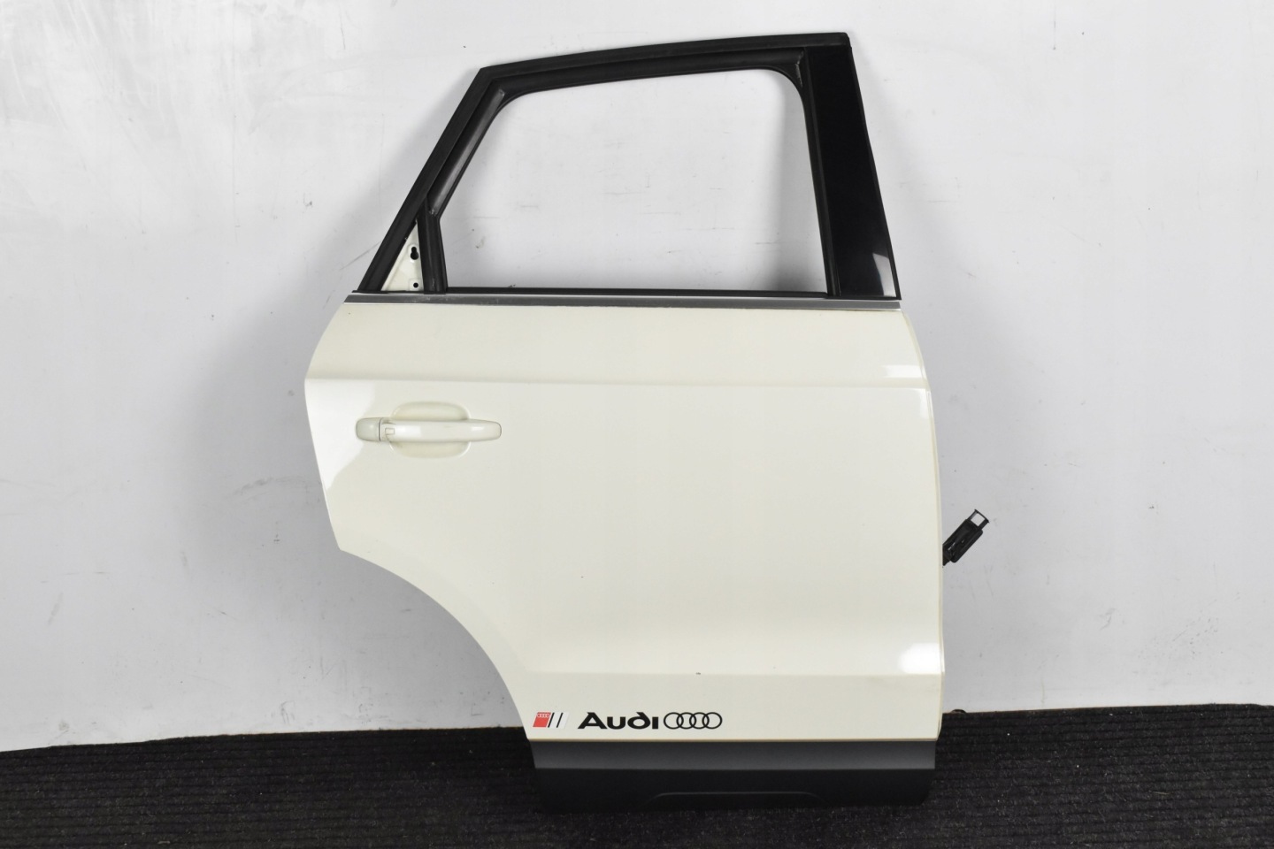 Audi Q3 Tür Hinten Rechts Door 8K0959812A Porta Porte - Thumbnail 1