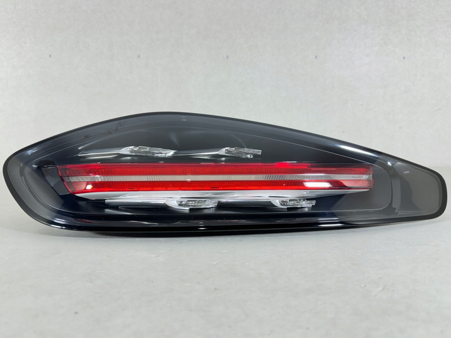 Porsche Cayman 982C Rückleuchte 90083010012 Rearlamp - Thumbnail 1