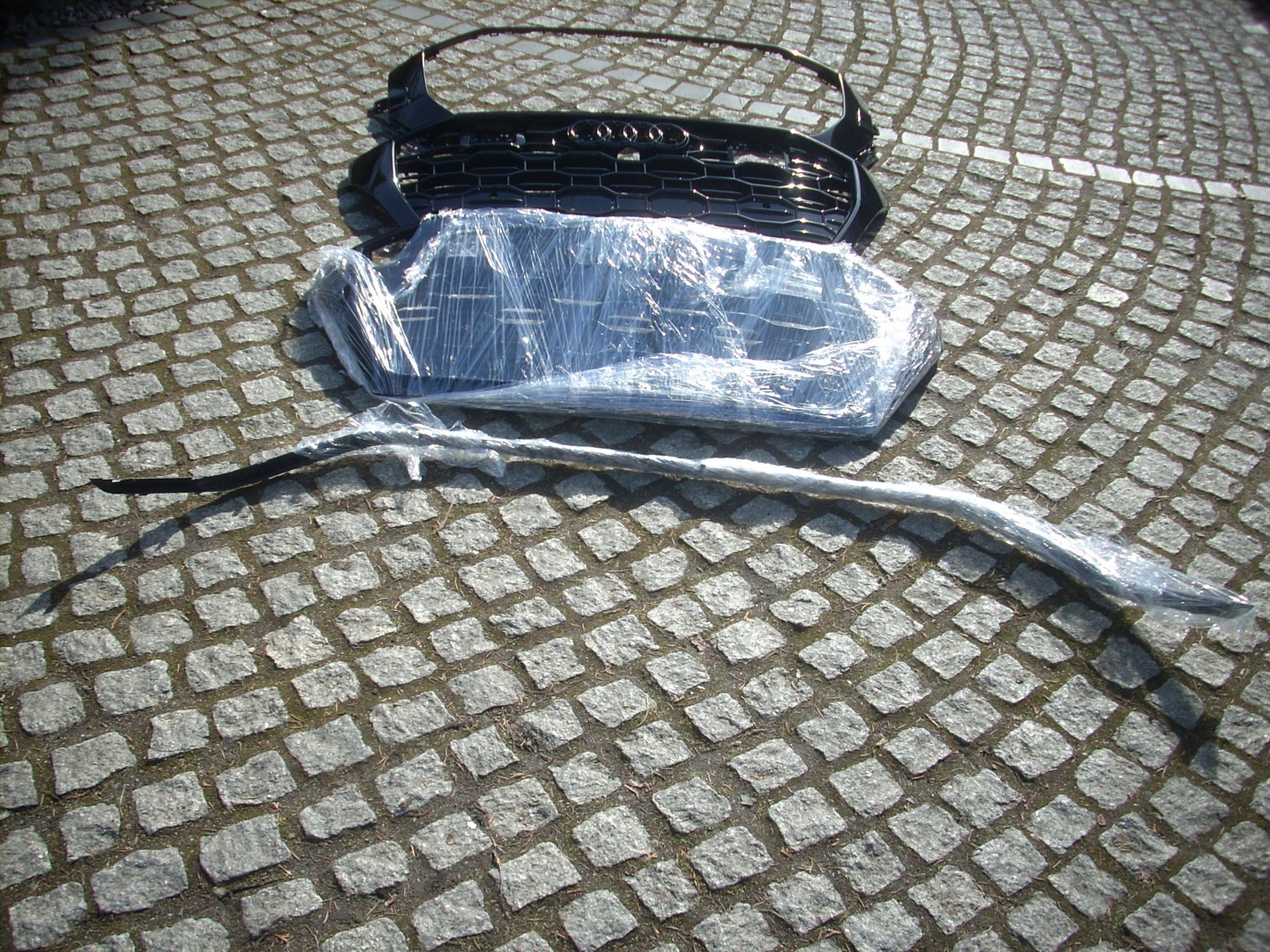 Audi Q8 Kühlergrill FRONTGRILL Kühlergitter 4M8853651BT - Thumbnail 11