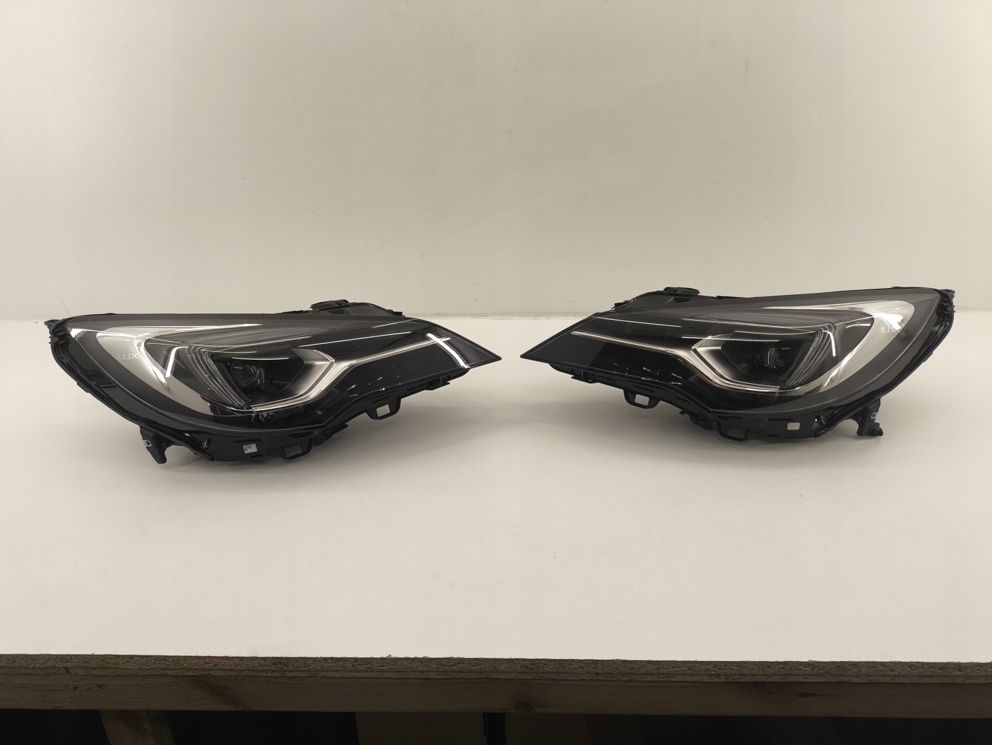 Frontscheinwerfer Opel Astra 39023762 LED Links Scheinwerfer Headlight - Thumbnail 1