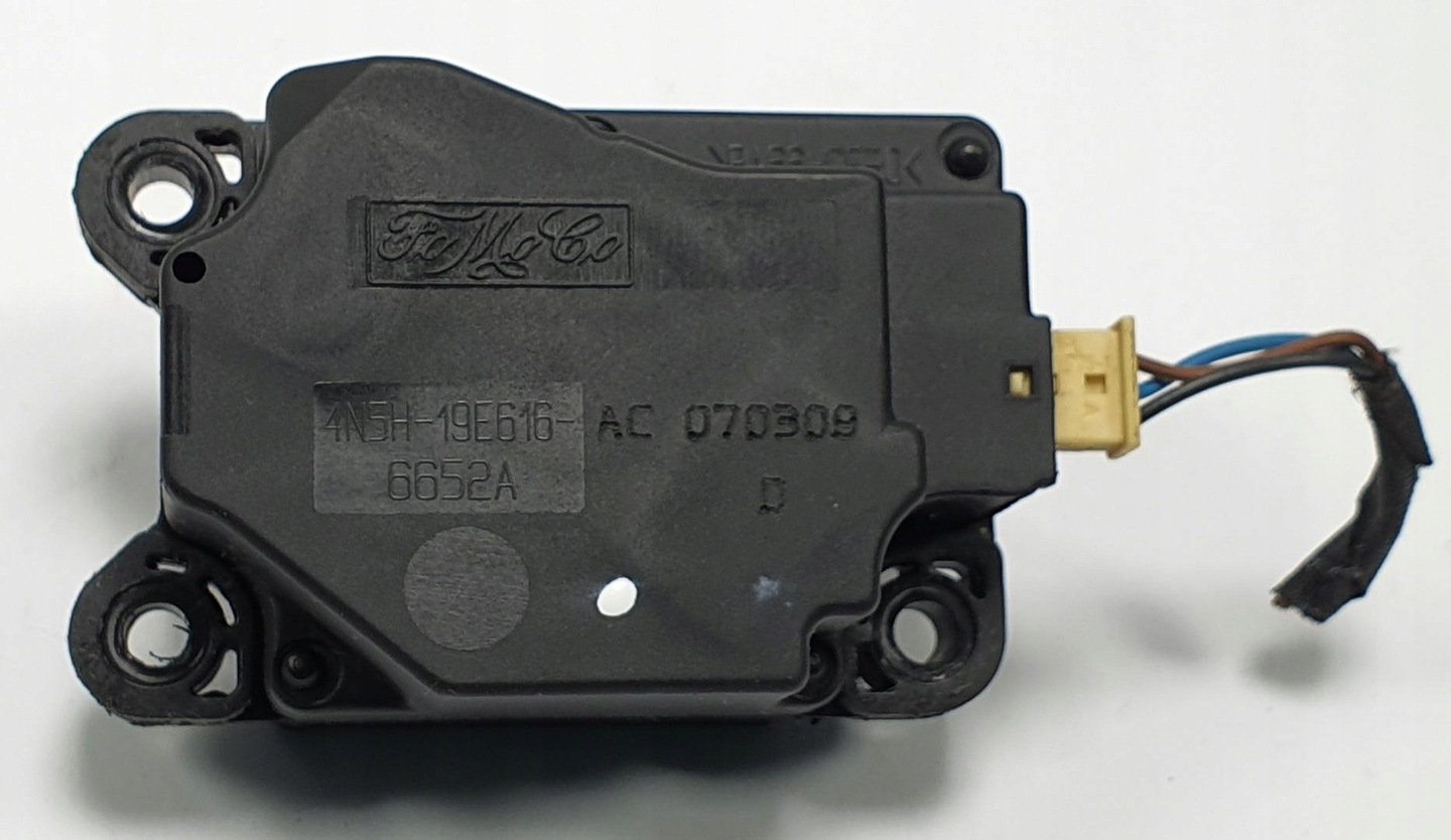 SILNICZEK NAGRZEWNICY VOLVO C70 II 4N5H-19E616-AC