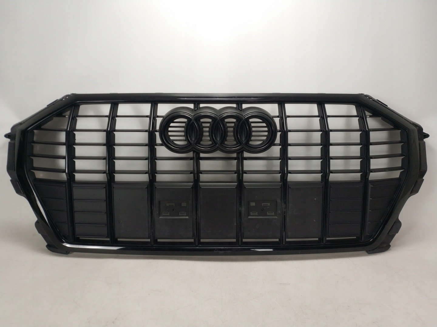 Audi Q3 Kühlergrill FRONTGRILL Kühlergitter 83A853651 - Thumbnail 1