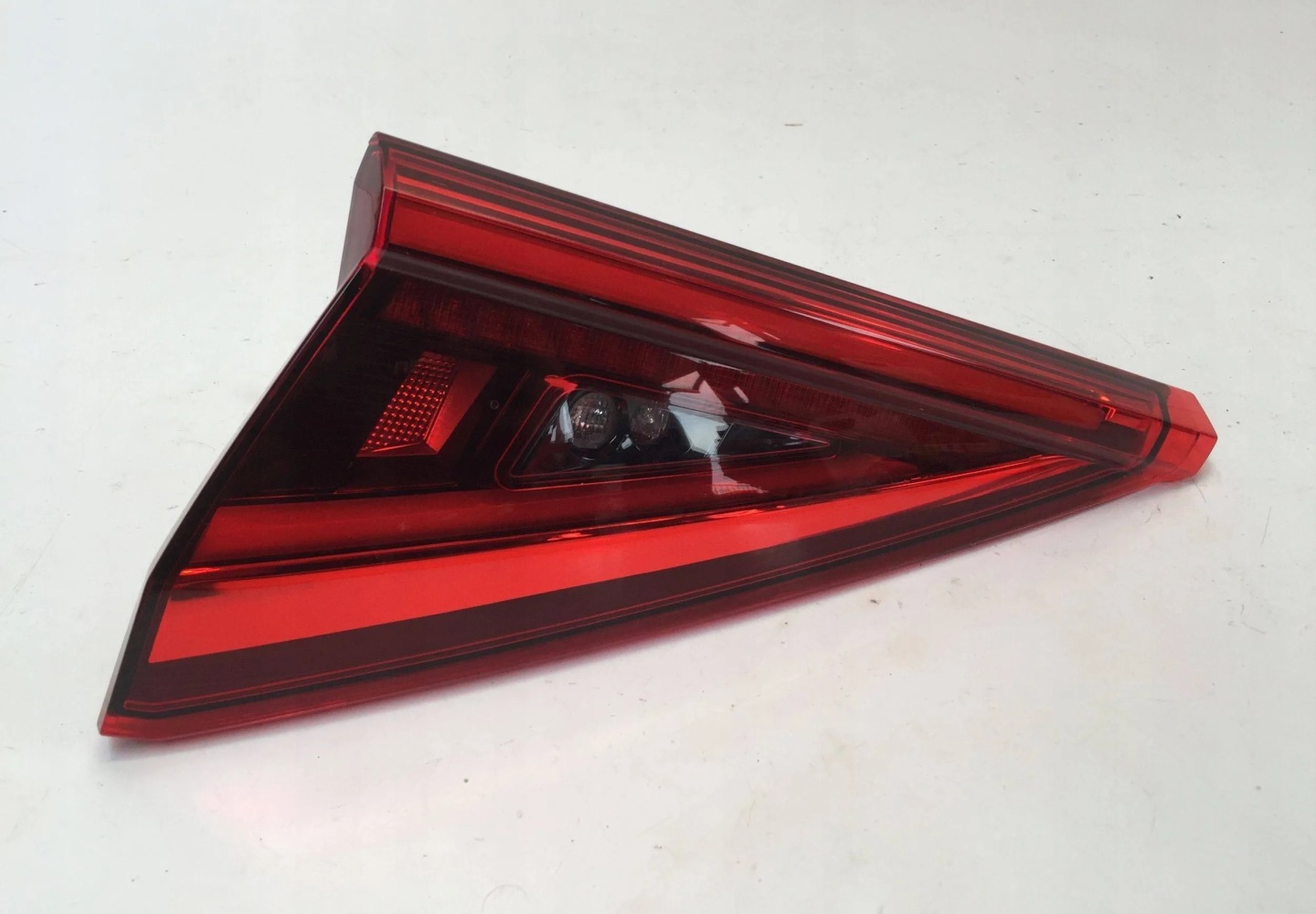 SEAT Tarraco Leon V KL Rückleuchte 5FJ945307A Rearlamp - Thumbnail 1